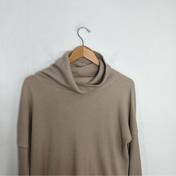 BABATON The Group Cream Thermal Cowl Neck Waffle Knit Long Sleeve Top Sz Small - Picture 5 of 14